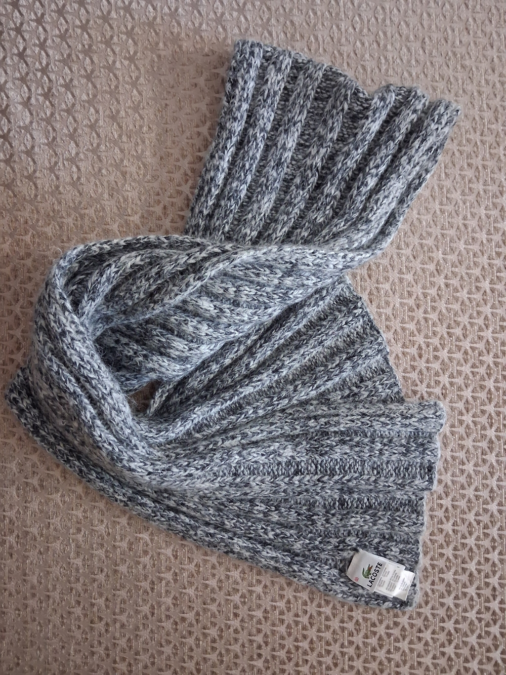 Lacoste Scarf Men Or Women Marled Gray Ribbed Knit Scarf